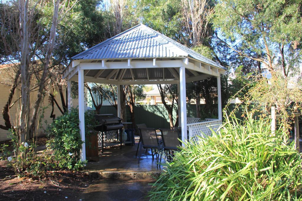 Busselton Ithaca Motel Екстериор снимка